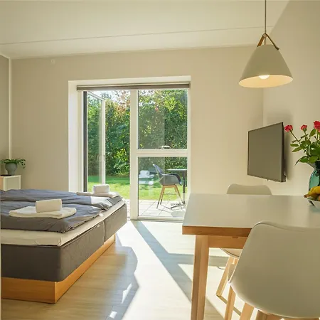 Aalborg Hotel Apartments 3* אולבורג