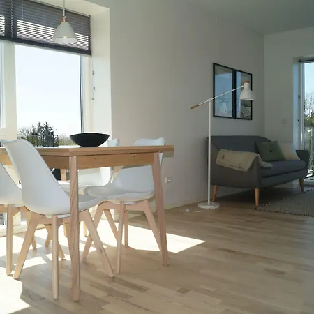 Aalborg Hotel Apartments מלון דירות אולבורג