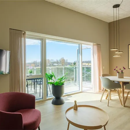 Aalborg Hotel Apartments Апарт-отель